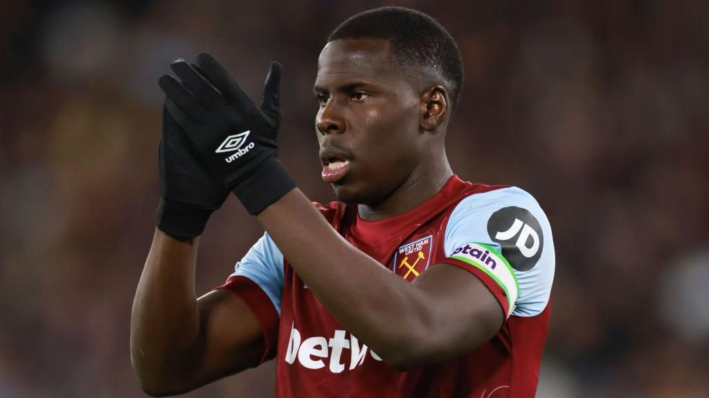Skysport-news: Wrexham have officially announce the signing of West Ham Centre-Back. 3-years, €14.6 million deal was officially signed by the star Centre-Back. as per ESPAN, he will officially arrive at Wrexham after……..