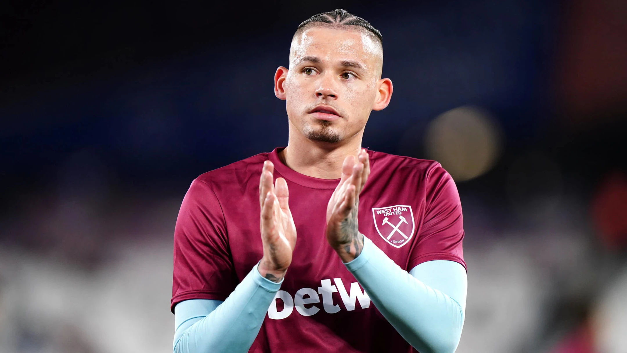 Skysports-News: Wigan athletic have Officially announce the signing of West ham sensational Defensive Midfield. 3-years, €14.9 million was agreed, as per Fabrizio, the sensational ace Defensive Midfield arrive at Wigan athletic, following…..