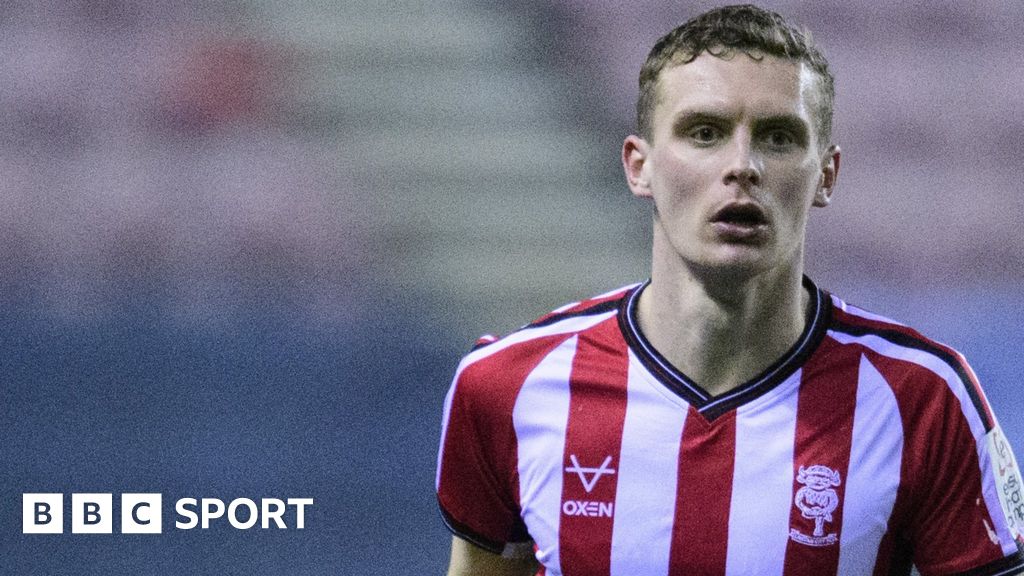 Skysports News: Sunderland is reportedly targeting Lincoln City Central Midfield, and according to Fabrizio, the transfer fees following would cost €6.3 million over three years due to…..