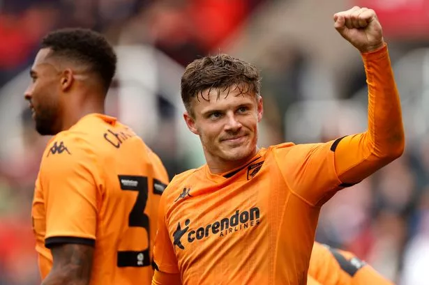 SKYSPORT-NEWS: Hull city have officially announce the departure of their top class Centre-Forward to the Everton. 3-years, €15.6 million was reached, as per Fabrizio Romano, he will arrive Everton after…….