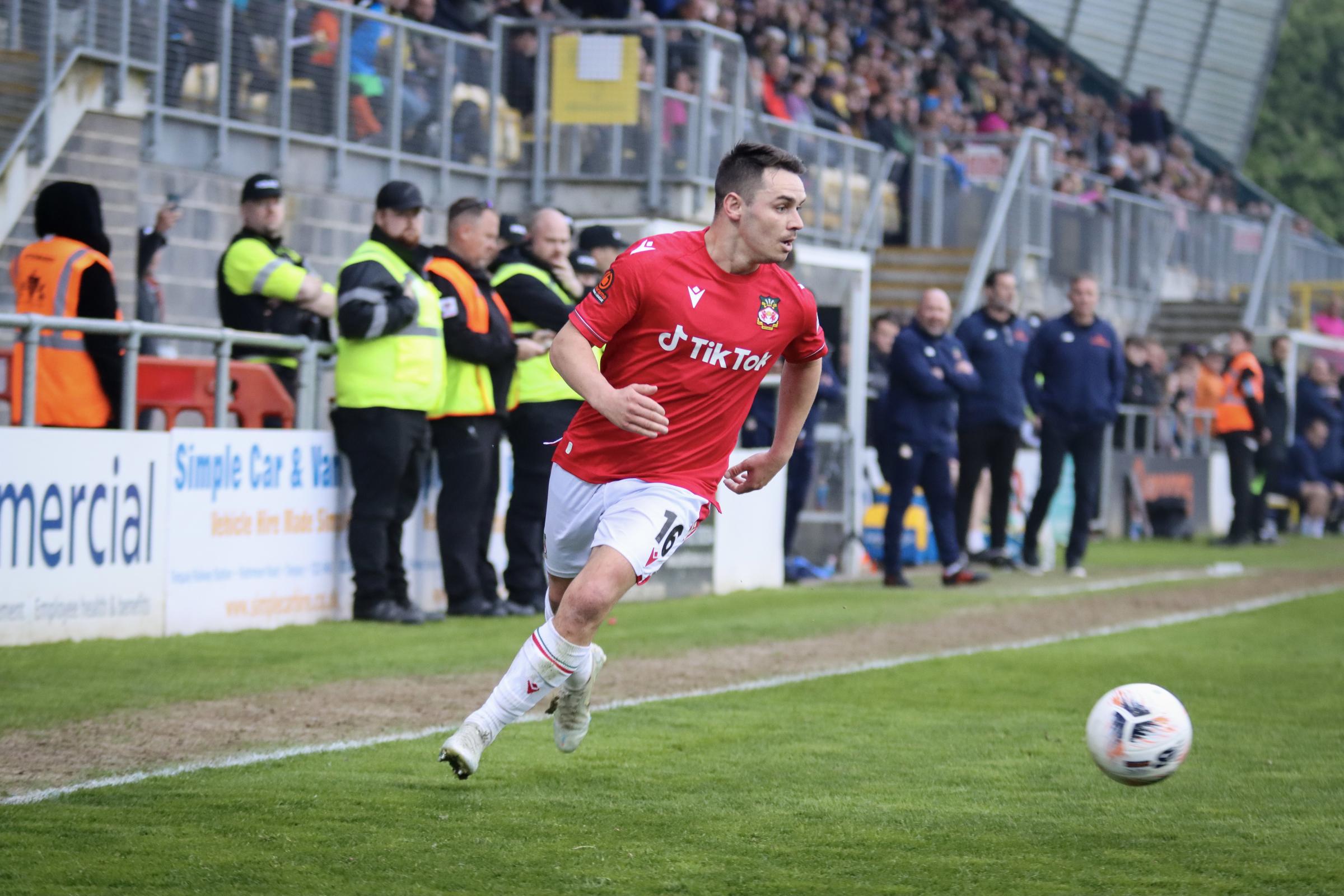 skysport-news: Leicester City has formally reached an agreement with wrexham’s premier Striker player, according to Fabrizio, three-year, €16.3 million deal was inked following to replace the departing player…….