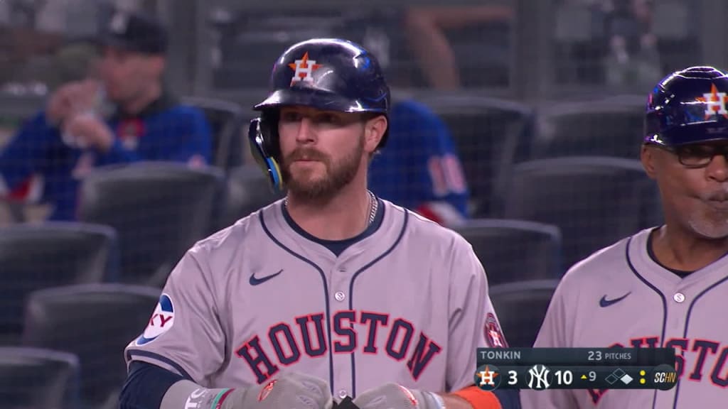 MLB-NEWS: Houston Astros Farnchise Right fielder have officailly signed a 3-years $147.4 million deal with Cincinnati Reds, following a long negotiation, as reported by CBS, the ace right fielder agreed to the deal due to…….