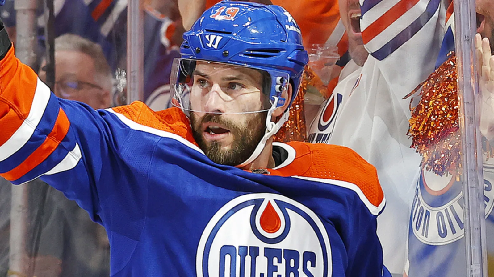 NHL-NEWS: The Edmonton Oilers have formally confirmed their star center’s departure. According to ESPN, He will be leaving to…….