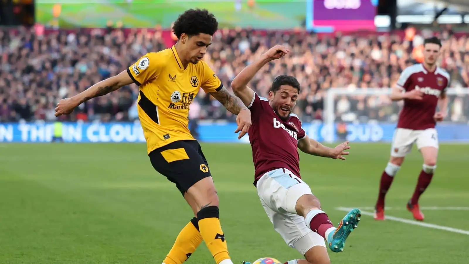 skysports-news: Crystal palace have officially traded for Wolverhampton Wanderers star Right-Back, as per skysports, 3-years €10.3 million deal was inked following……