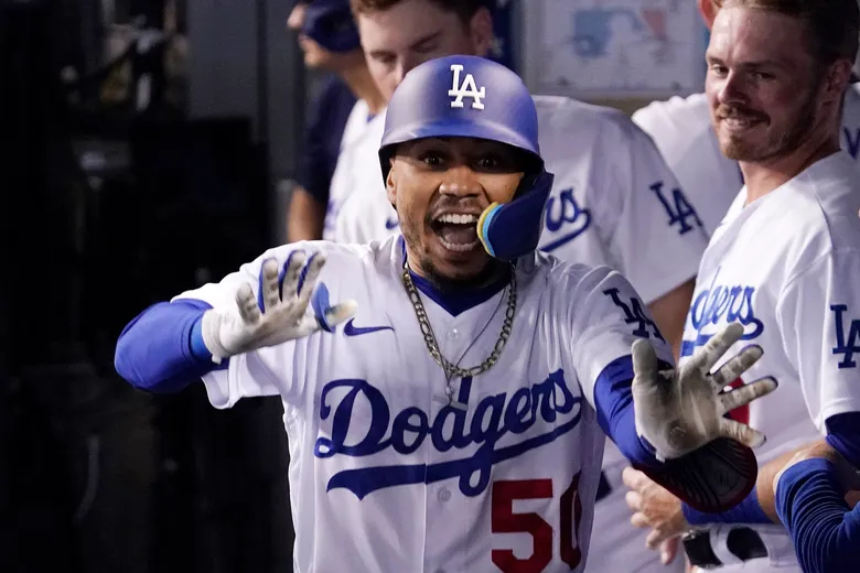 NFL-NEWS: According to ESPN, Los Angeles Dodgers star second baseman has officially signed a three-year, $159.2 million contract with the Detroit Tigers. The signing comes after the……