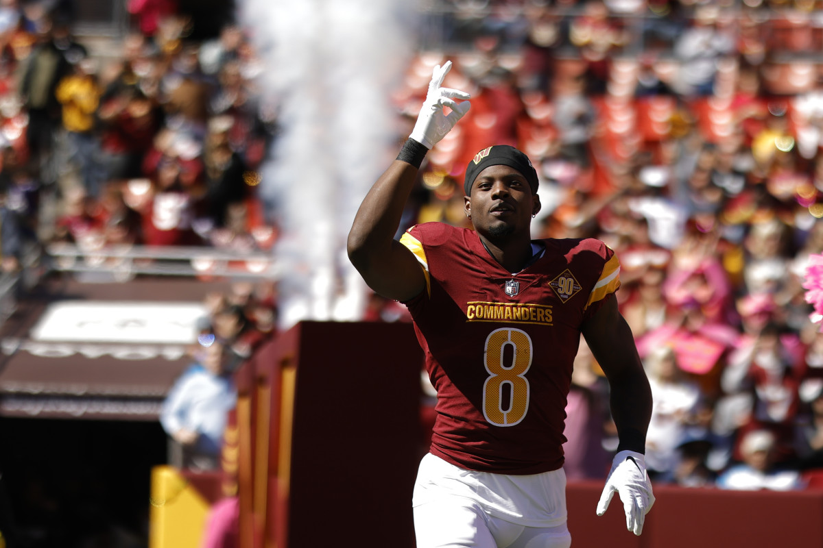 NFL-NEWS: The New England Patriots and Washington Commanders have officially agreed on terms for the acquisition of the team’s Running Back. According to CBS, the Commanders received $152.4 million in exchange for four years of signed contracts following that…….