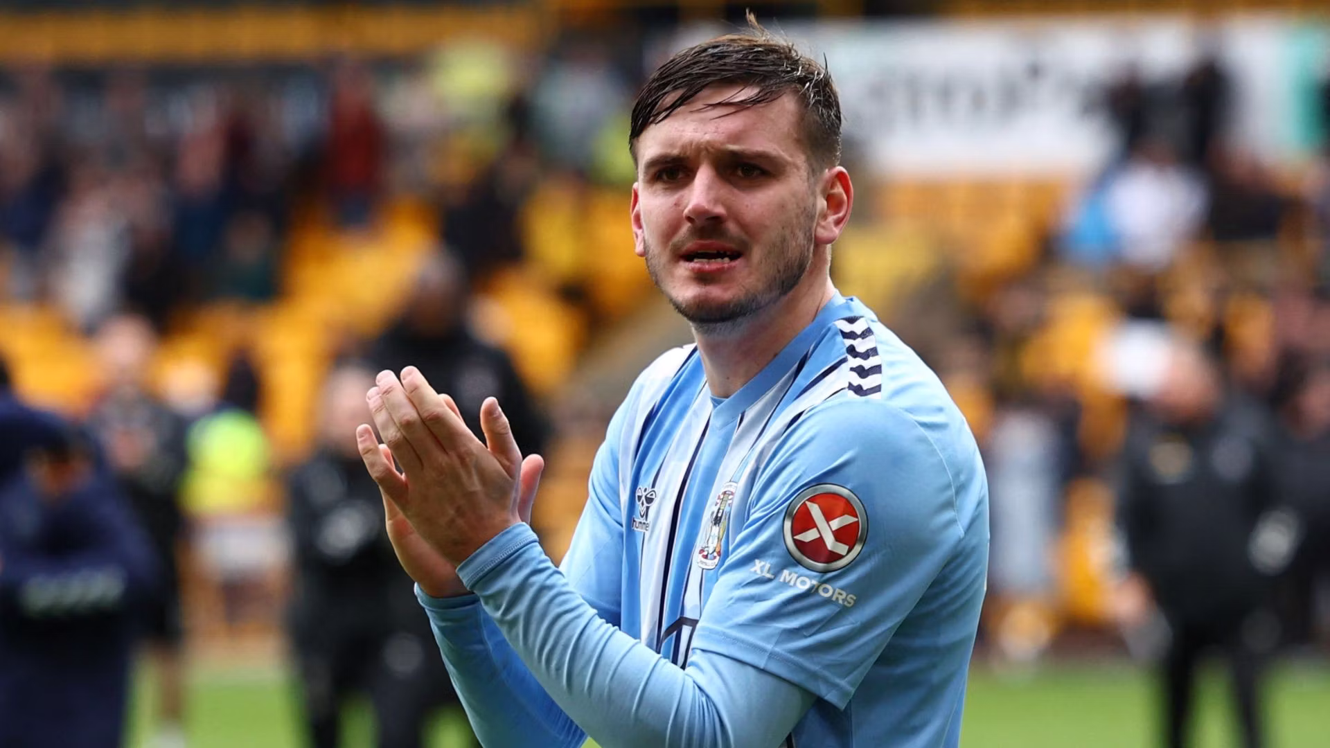 skysports-news Twenty minutes after Coventry City welcomed 24-year-old Sunderland star striker, the team announced the departure of 23-year-old center-back, a fan favorite, to West Ham. Following his earlier meeting with the sporting director of West Ham, the star defender agreed to a four-year, £20.3 million contract with West Ham. as confirmed by Fabrizio, Niclas Fullkrug’s number was disclosed ahead of his latest West Ham United transfer today since…