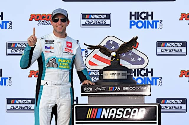 BREAKING NEWS: Just now: Danny Hamlin Secures Top 5 Finish in Thrilling NASCAR Playoff Race After…