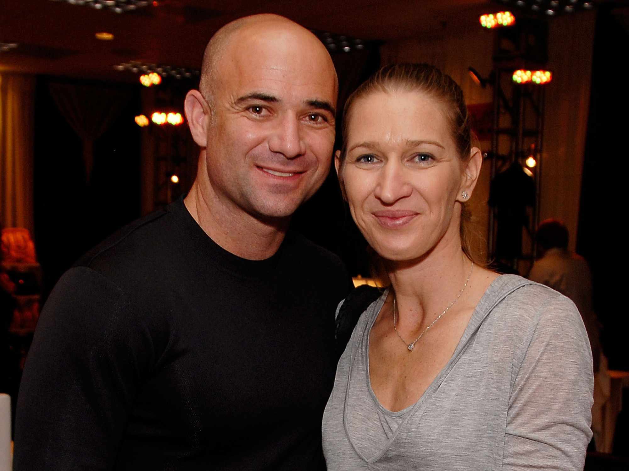  SAD NEWS: Steffi Graf Signs Divorce Papers with Husband Andre Agassi Due to Irreconcilable Differences…