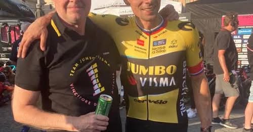 Wout van Aert eert zijn voormalige coach na vertrek: “Ik was verrast door zijn besluit”
