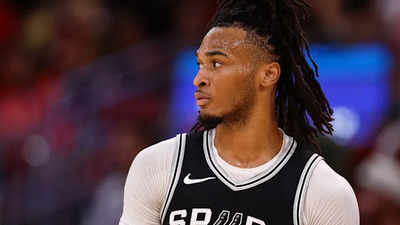 Stephon Castle’s mom Quannette comments on son’s stellar role in Spurs’ victory over Curry’s Golden State Warriors…..