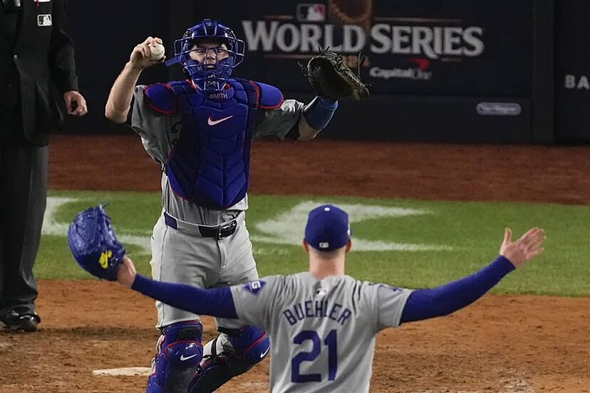 JUST NOW: Dodgers are desperate to sign two of the biggest players available on……