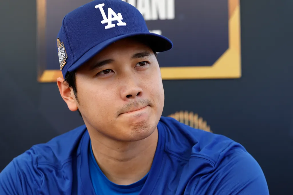 Tragic News: Shohei Ohtani, Star Player for the Los Angeles Dodgers, Ambushed During Travel To…