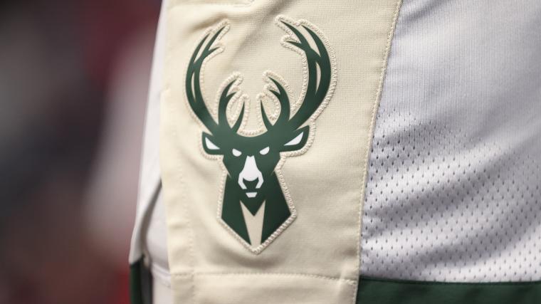 TRADE NEWS: Warriors might trade for $28.3 million NBA champion via deal with Bucks