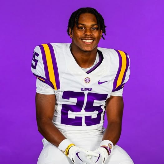 Loyalty Over Money: 5-Star RB Harlem Berry Stays Committed to LSU Football……