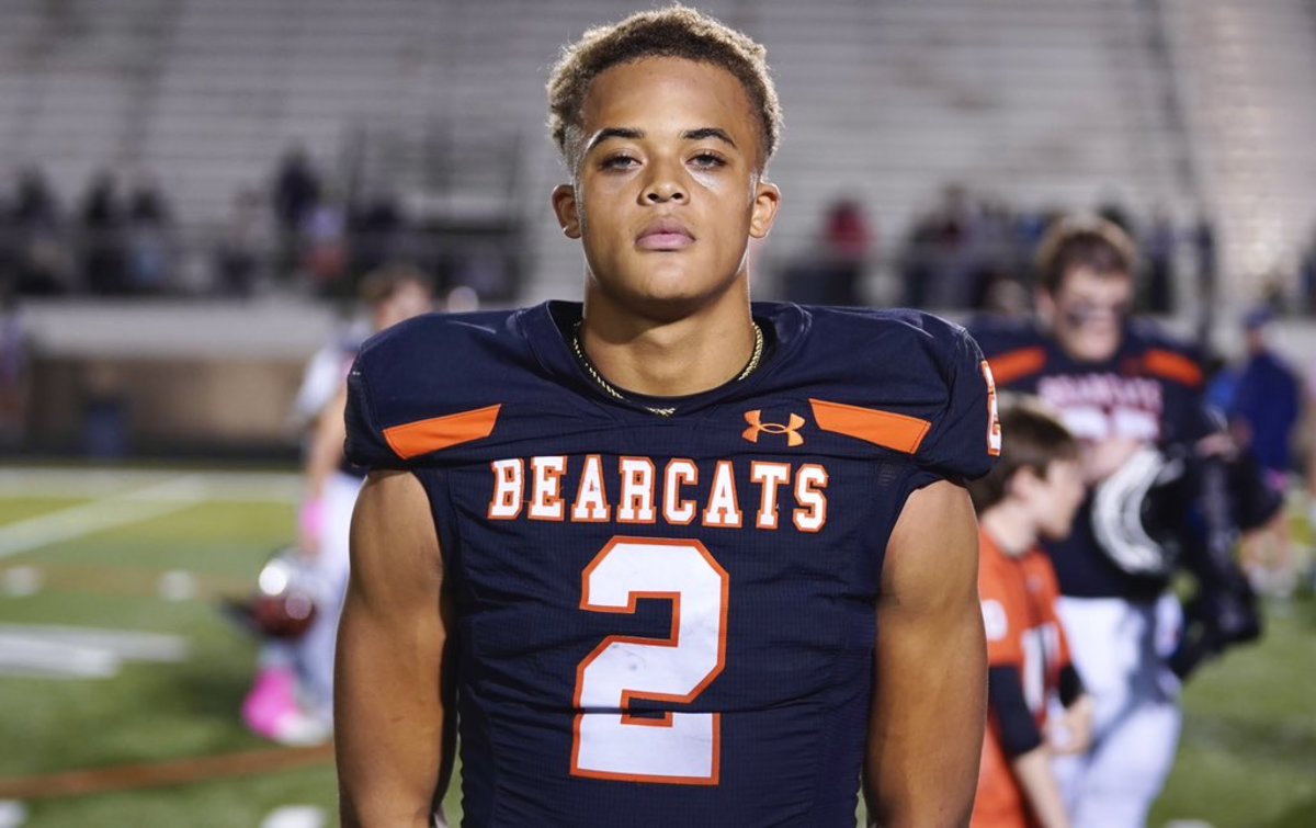 Breaking: Texas Lands Talented 2026 Defensive Prospect with Intriguing Background from Notre Dame… Read more