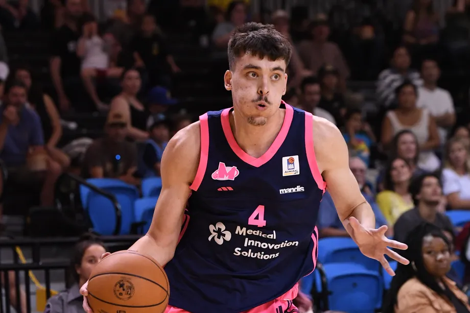 Breaking News: Kentucky Basketball lands commitment from international star Andrija Jelavic… 