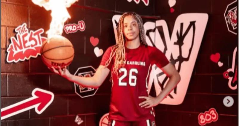 ESPN: Saniyah Hall commits to South Carolina women’s basketball