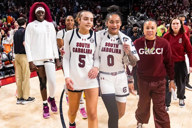 NOW VERIFIED: Five-star forward Agot Makeer, the No. 4 overall prospect in the 2025 class, is staying loyal to South Carolina despite a major push from Texas to flip her commitment. Makeer, who pledged to the Gamecocks on March 1st, reportedly declined a massive offer from the Longhorns. She remains fully committed to playing for Dawn Staley and is looking forward to a……