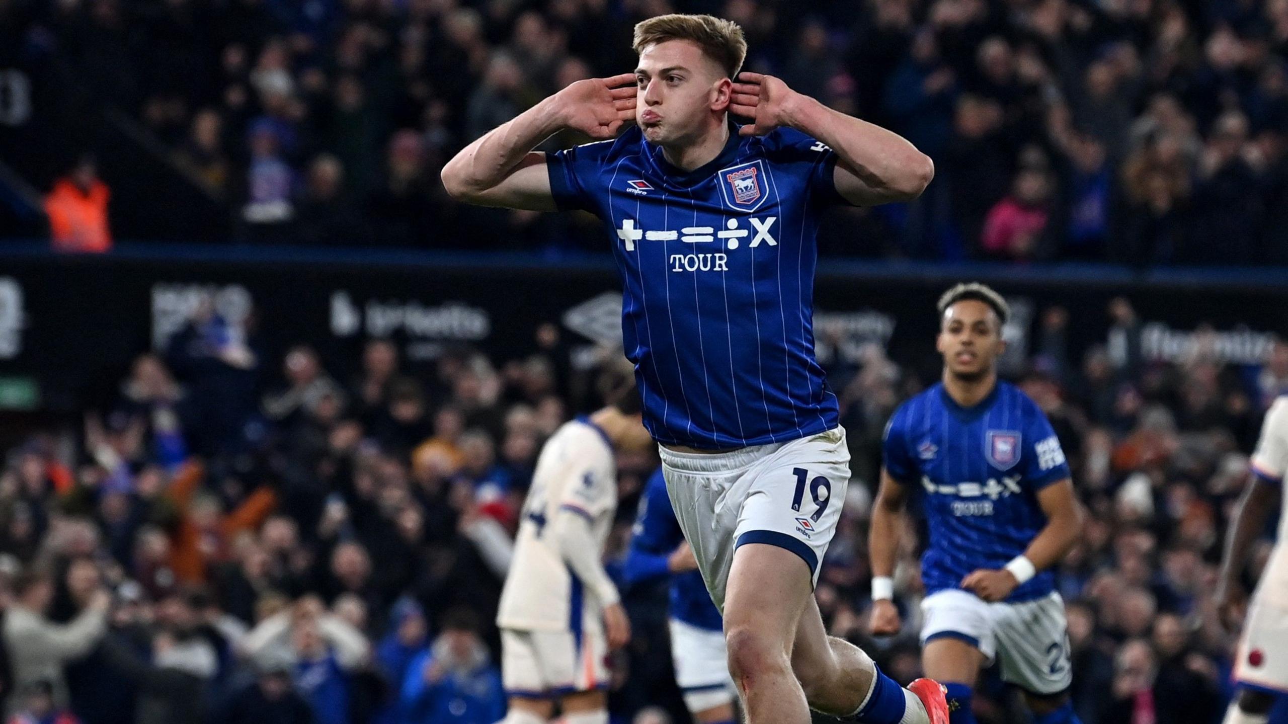 Chelsea sent ‘curse’ caution over Liam Delap! Ex-Blues player hopes Ipswich striker would fail to end club’s striker woes