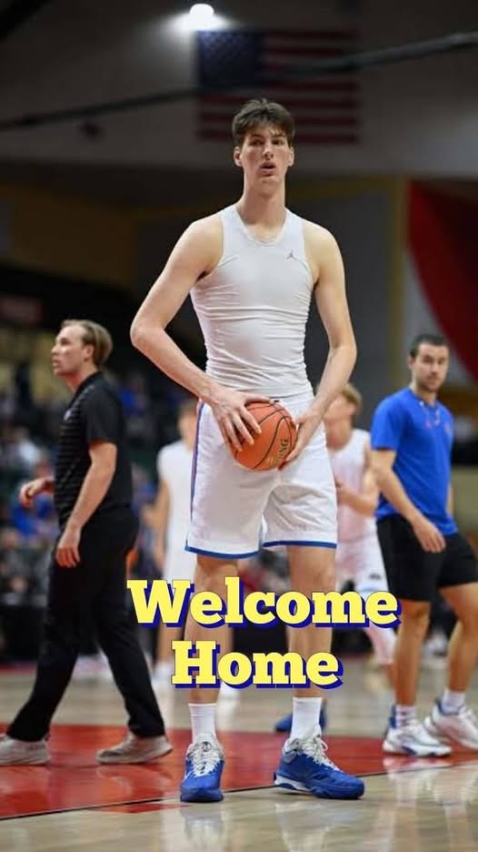 WELCOME TO TENNESSEE VOLUNTEERS BASKETBALL: Nation’s No. 1 Player 7-Foot-9 Tall Shocks College Basketball World as He Flips Commitment to Tennessee Vols Over NBA Power Houses Like Duke and… Read more…