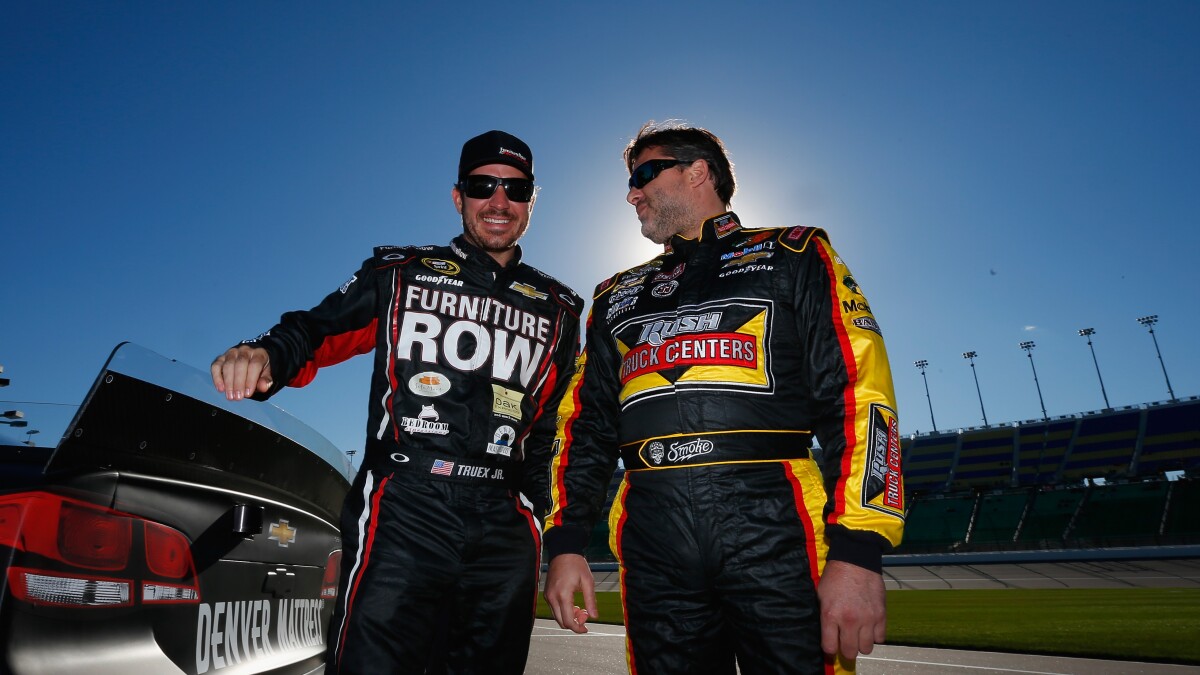 Breaking News: Tony Stewart Agrees to $809 Million Sale of Eldora Speedway to John Force…. visit comment for more details