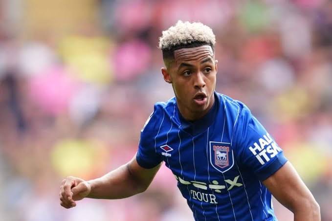 Exclusive: Omari Hutchinson ‘would love’ to sign for Everton after private reveal