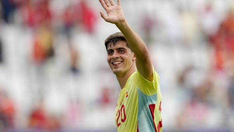 Everton agree deal to sign Sevilla right-back Juanlu Sanchez