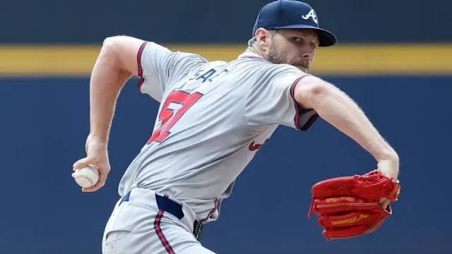 ESPN Report: Sale resigns Braves after months on injured list